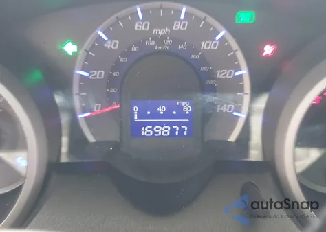 2009 Honda Fit Sport z USA, uszkodzony, nr VIN JHMGE884X9S053746